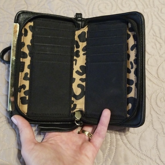 Jessica Simpson Wallet - Picture 3 of 5